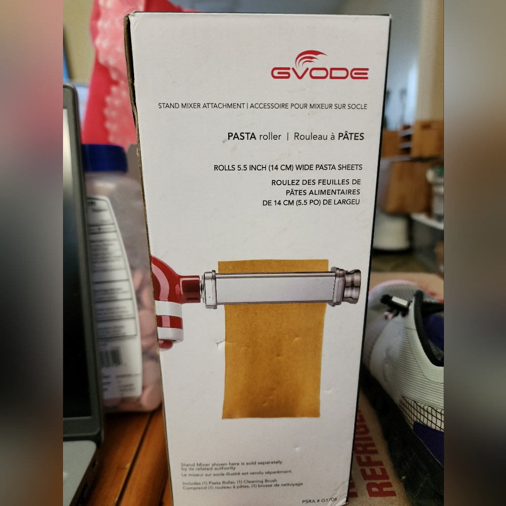 Pasta roller for kitchen aid
